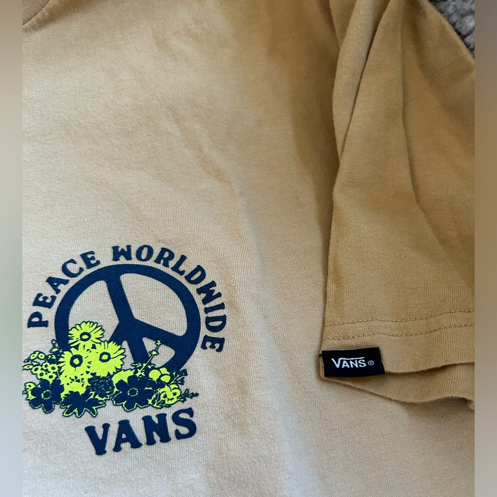 Classic Fit Vans T Shirt NWOT
